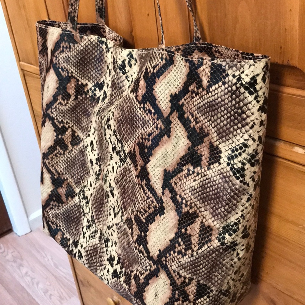 Saks Fifth Avenue Tote